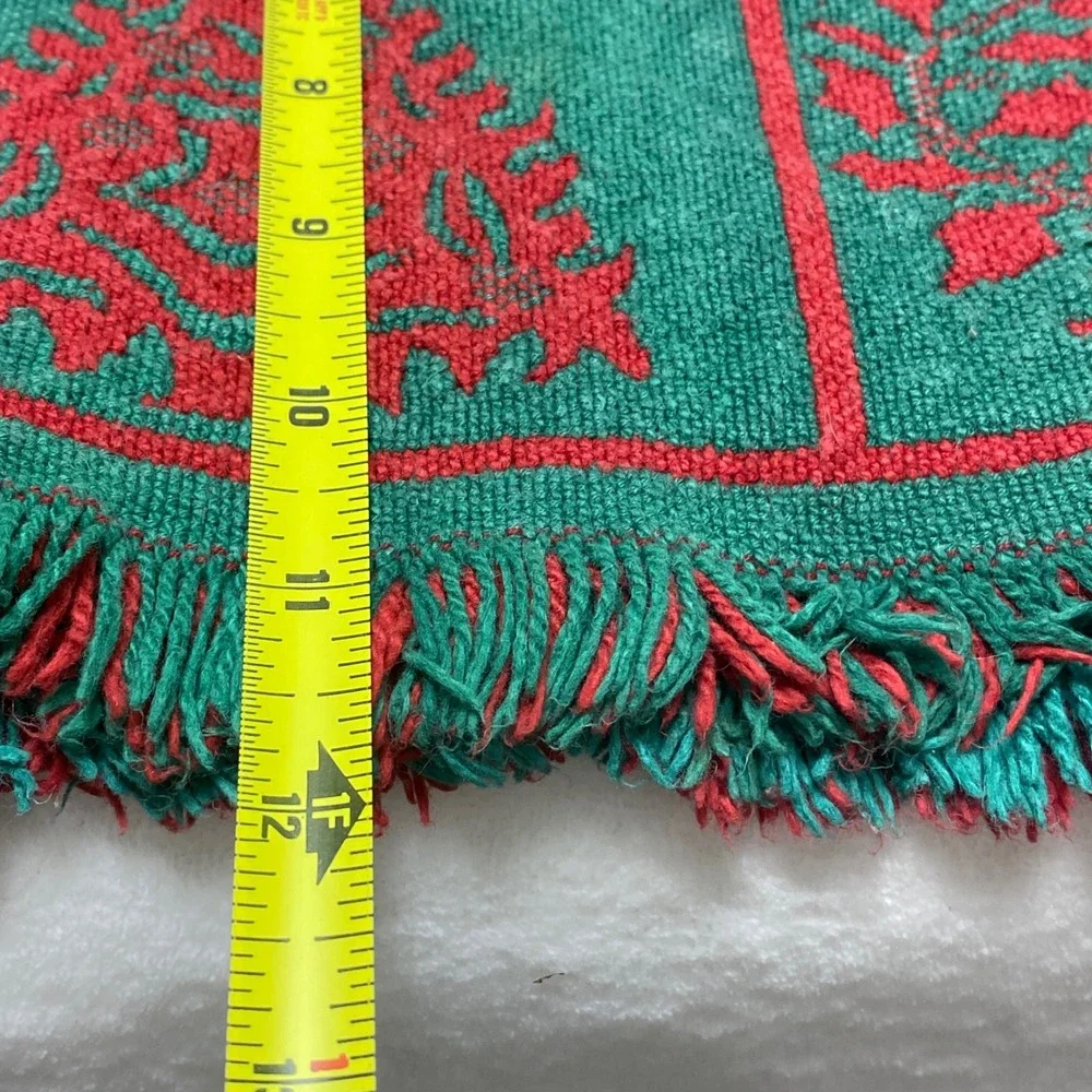 Set of 6 Red Green Tapestry Christmas‎ Placemats Fringed Edges Reversible